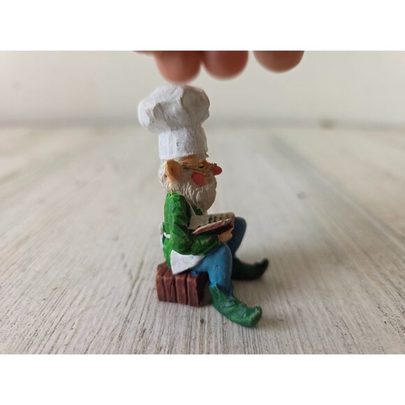 Vintage elf reading Santa Baker baking figurine village Xmas decor - Picture 3 of 7